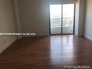 PARC CENTRAL AVENTURA EAST - Residential Lease