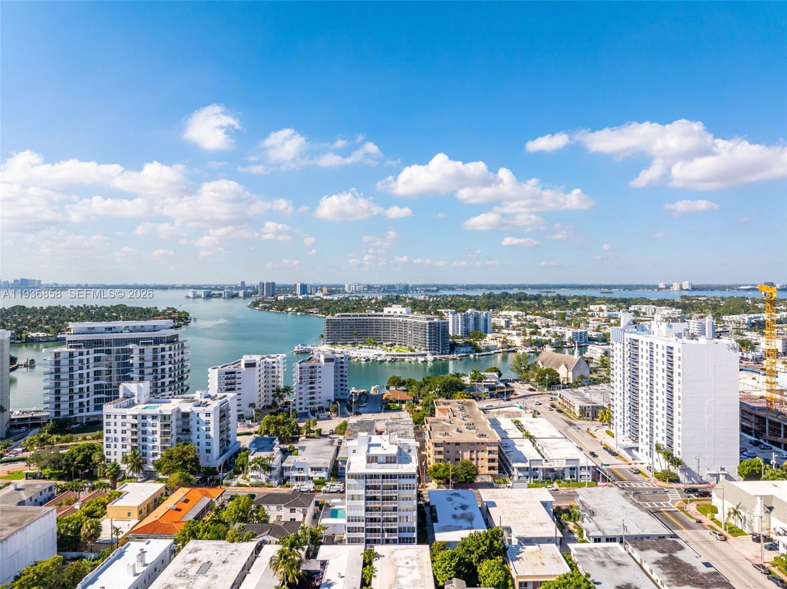 VILLA ROYAL CONDO - Residential