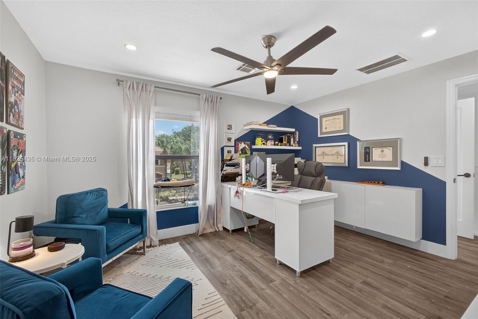 SEMINOLE ESTATES & TOWNHO - Residential