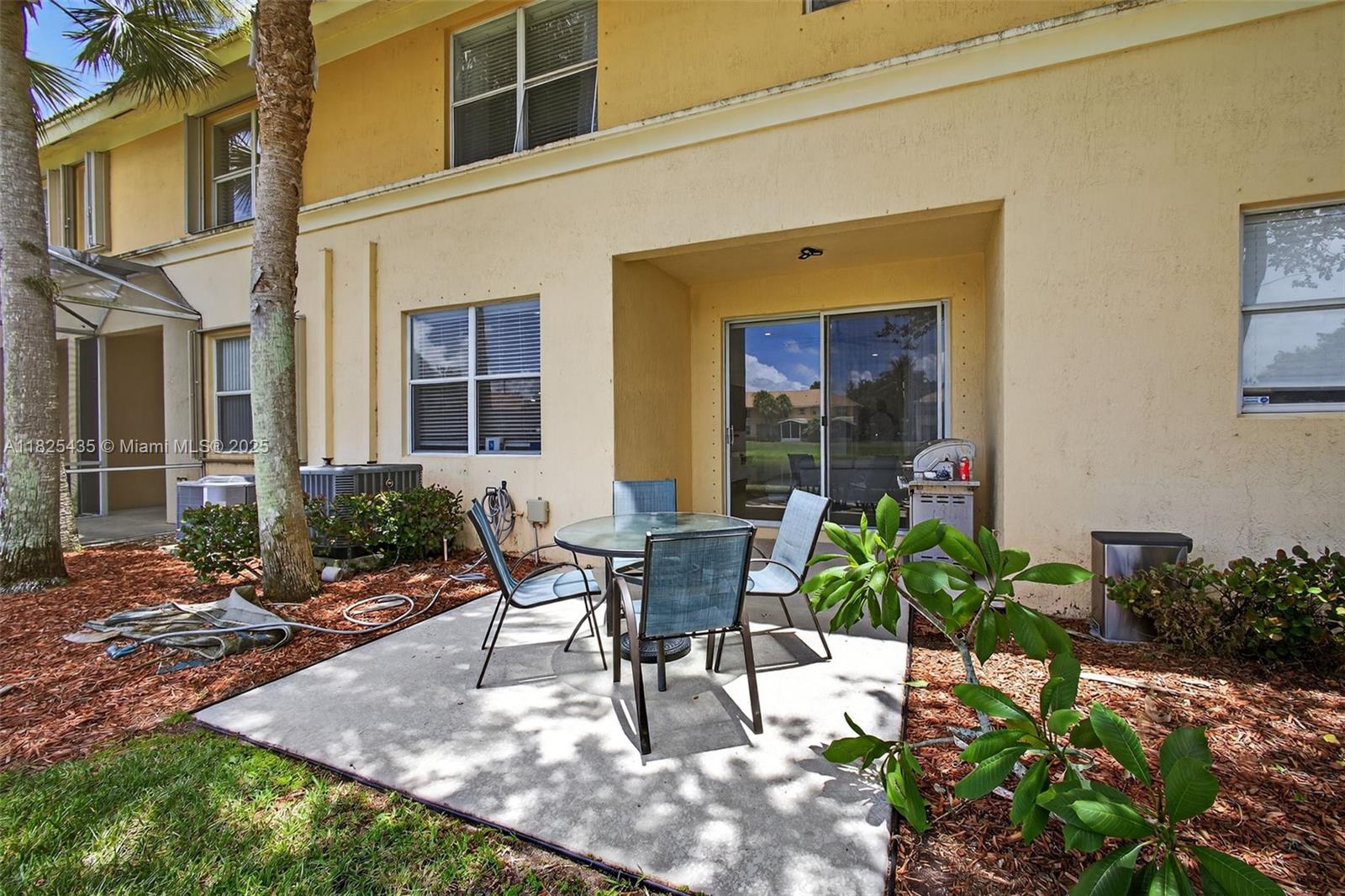 SEMINOLE ESTATES & TOWNHO - Residential