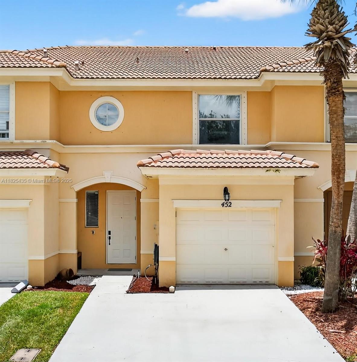 452 Rainbow Springs Ter 452, Royal Palm Beach, FL, 33411/$415,000 3 452 Rainbow Springs Ter 452