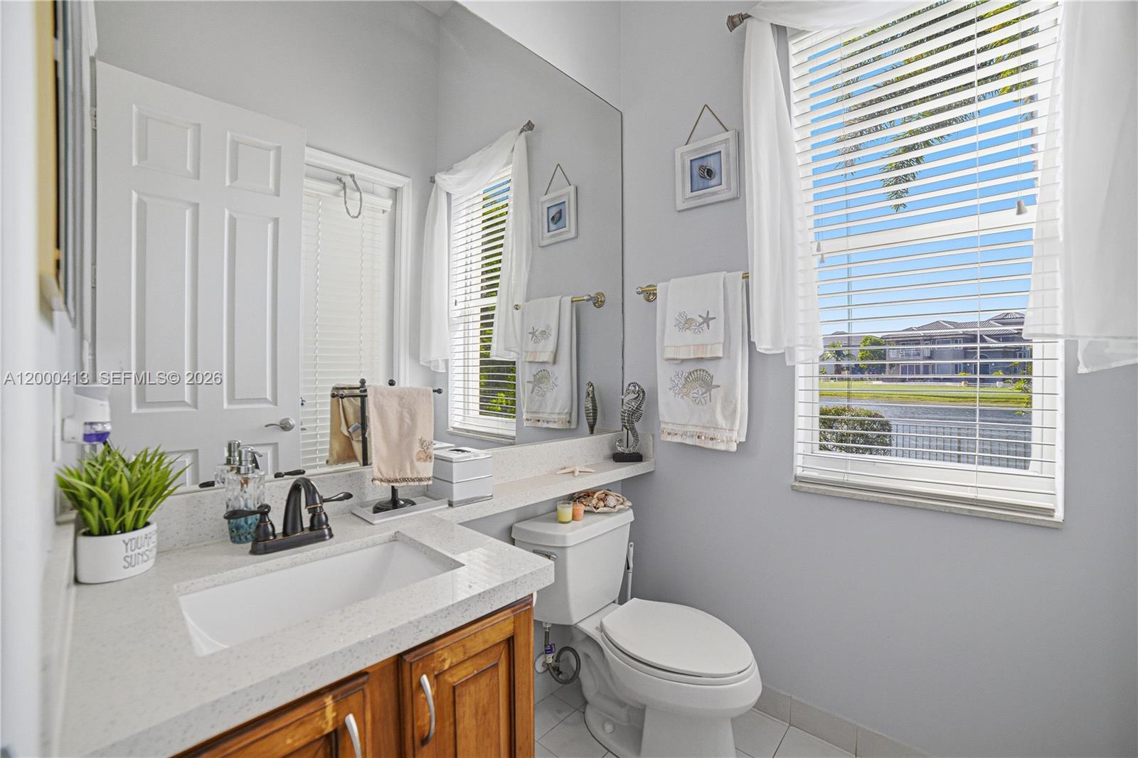 SUNSET LAKES PLAT ONE - Residential