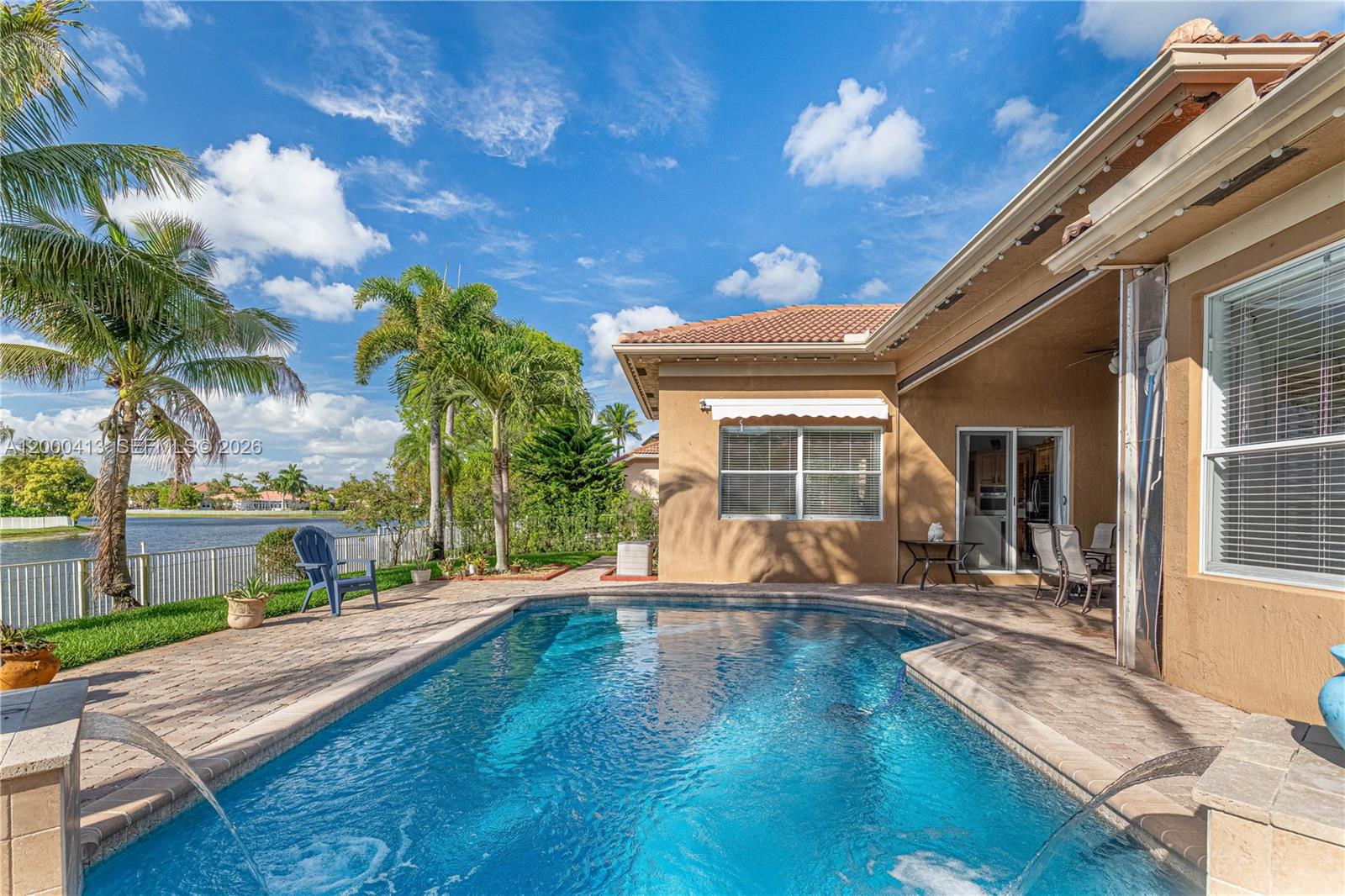 SUNSET LAKES PLAT ONE - Residential