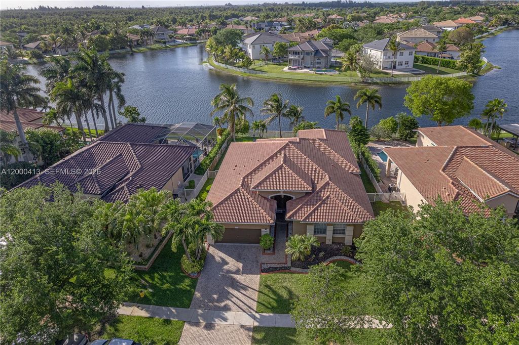 Photo of 3310 SW 192nd Ave, Miramar, FL 33029 (MLS # A12000413)