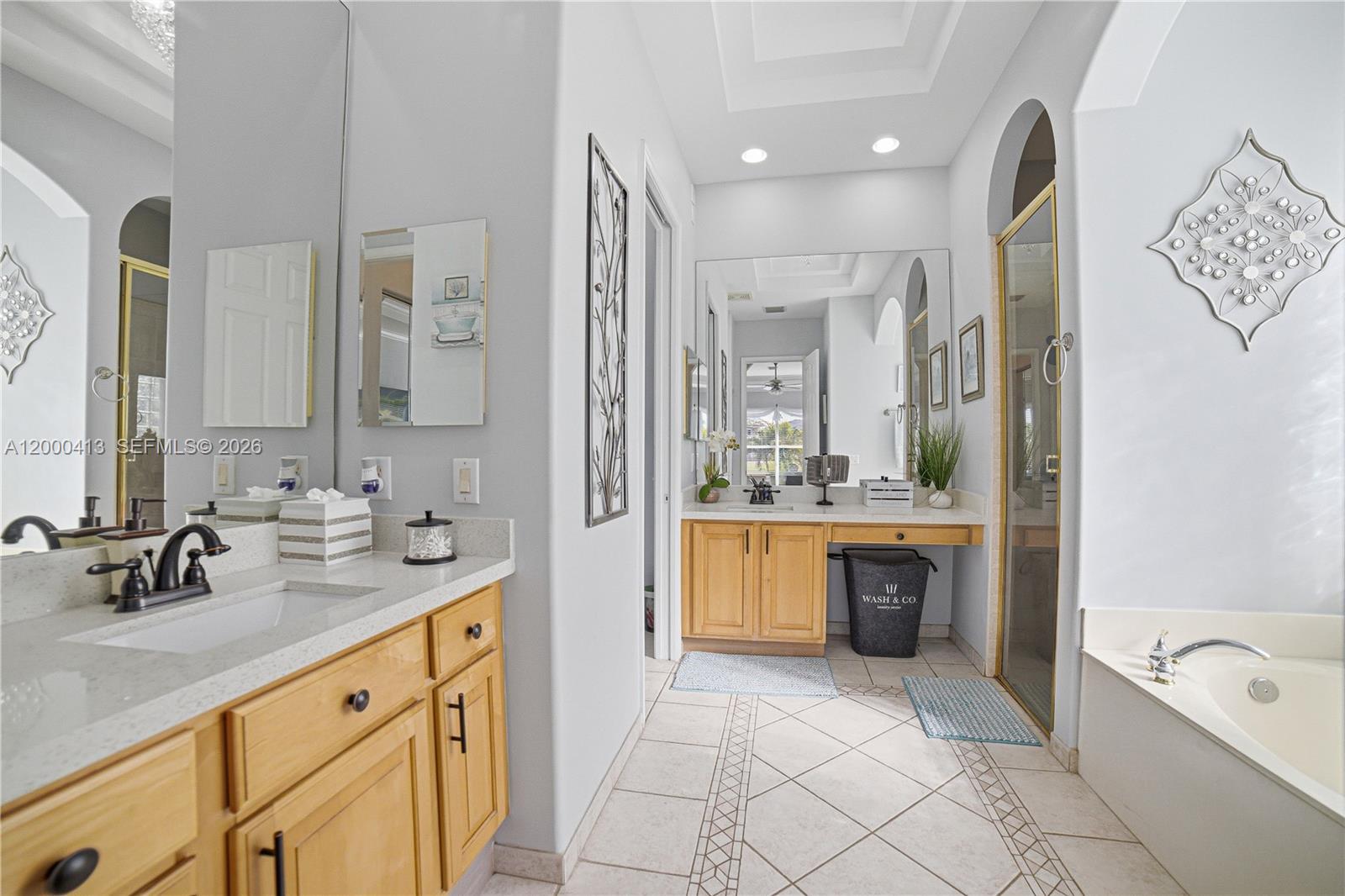 SUNSET LAKES PLAT ONE - Residential