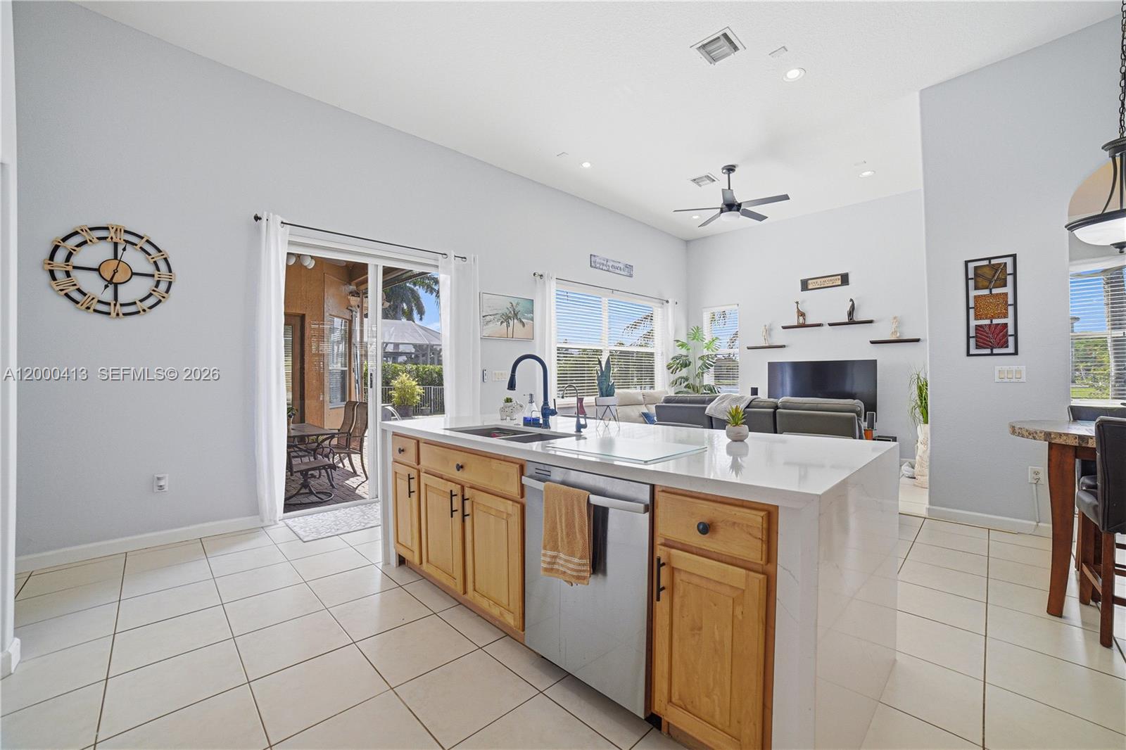 SUNSET LAKES PLAT ONE - Residential