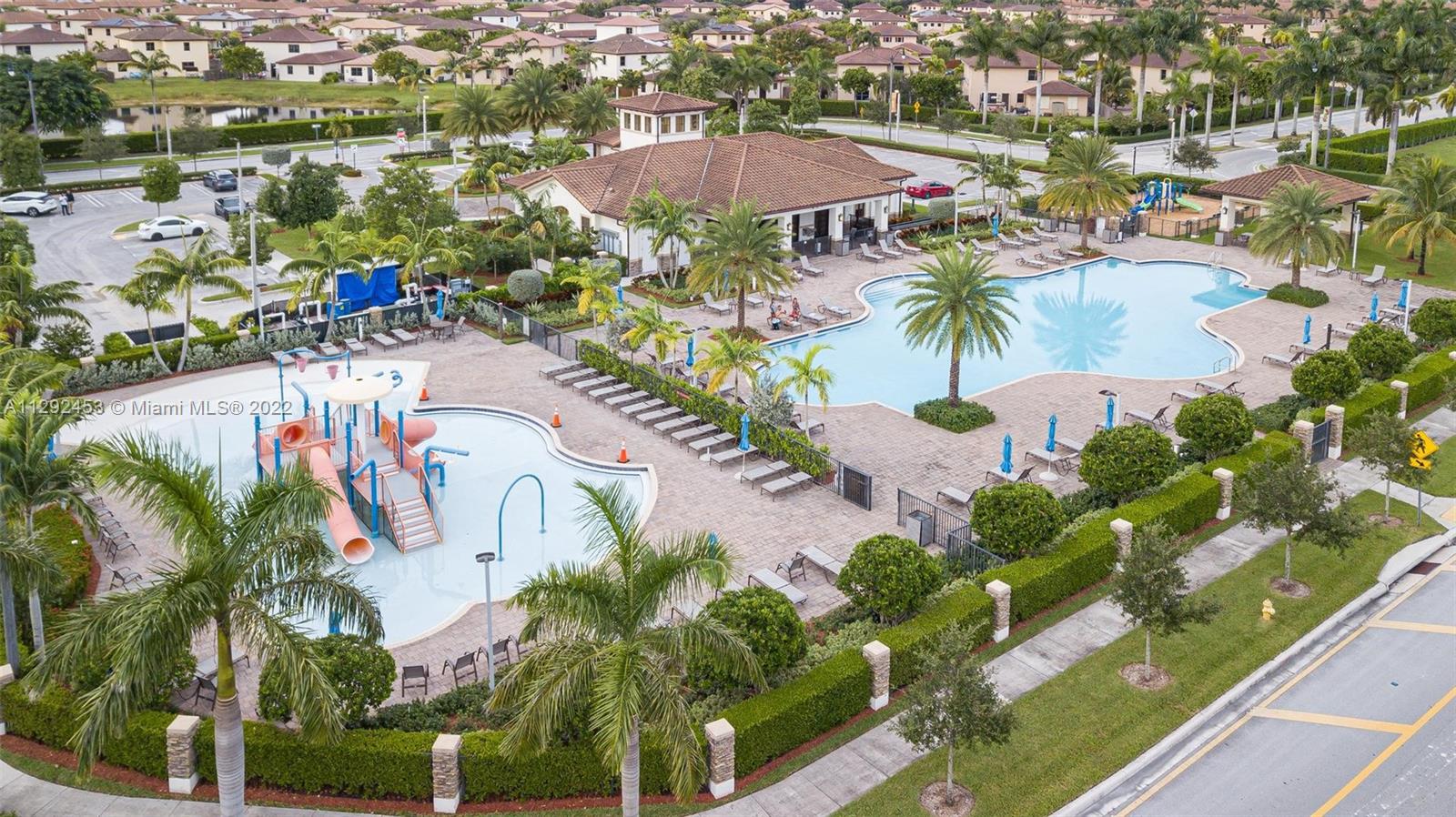 BAYWINDS AT COZUMEL - Residential