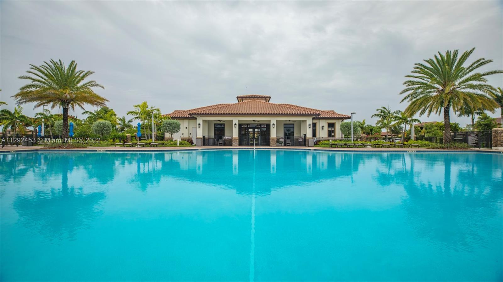 BAYWINDS AT COZUMEL - Residential