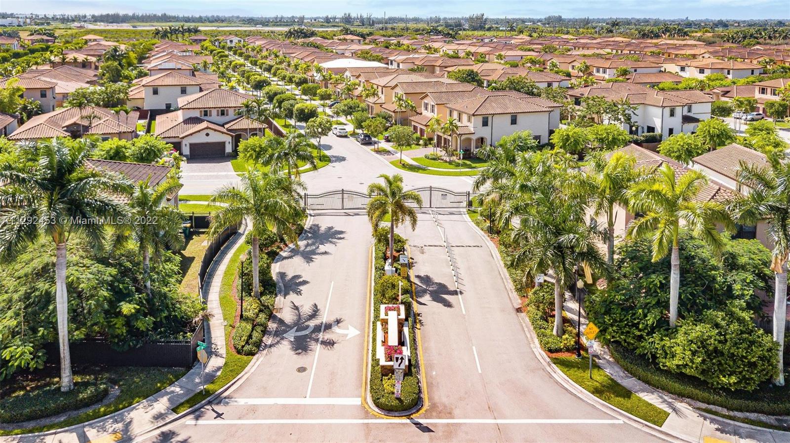 BAYWINDS AT COZUMEL - Residential