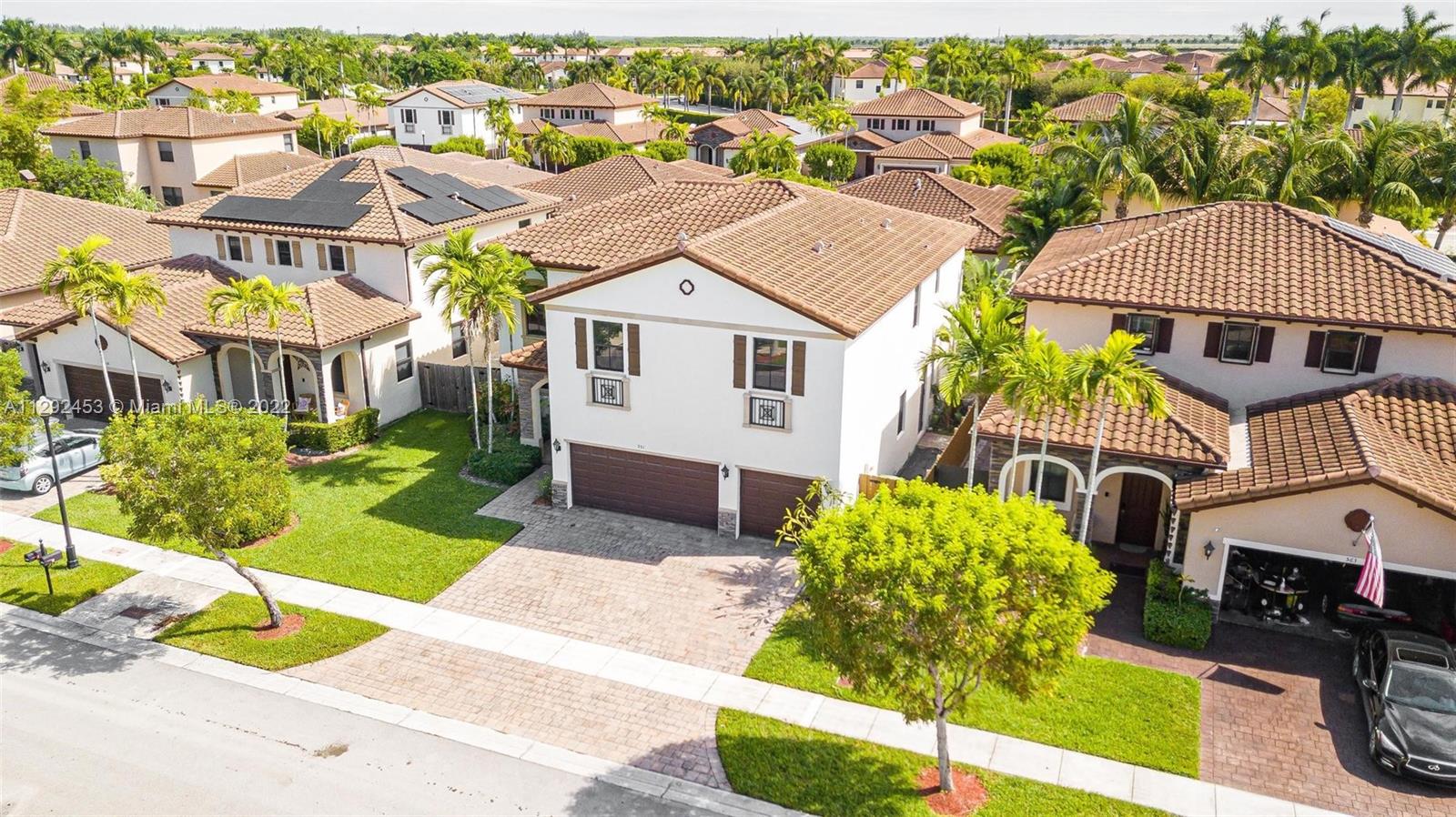 BAYWINDS AT COZUMEL - Residential