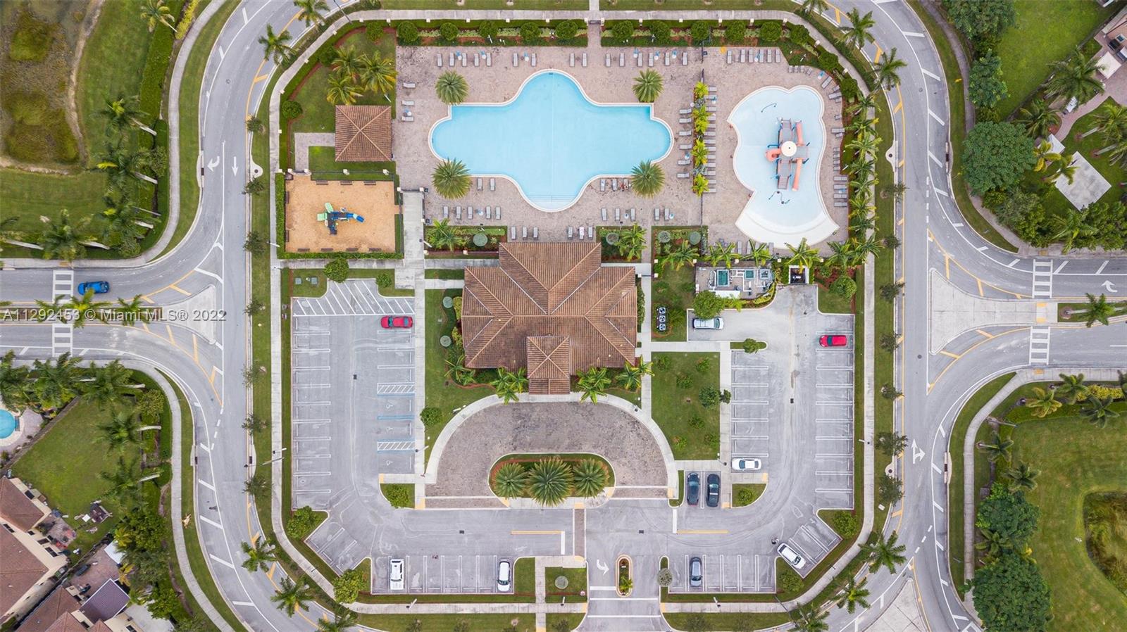 BAYWINDS AT COZUMEL - Residential