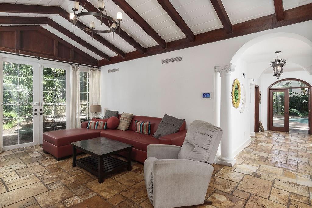 MIAMI SHORES SEC 1 AMD - Residential