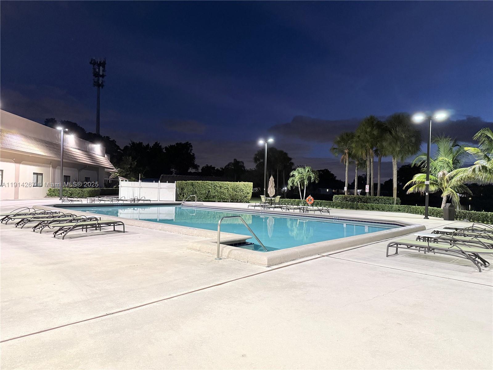 GARDENS AT BONAVENTURE 14 - Residential Lease