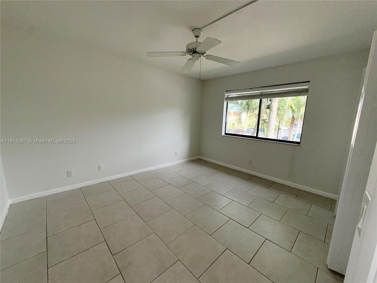 GARDENS AT BONAVENTURE 14 - Residential Lease