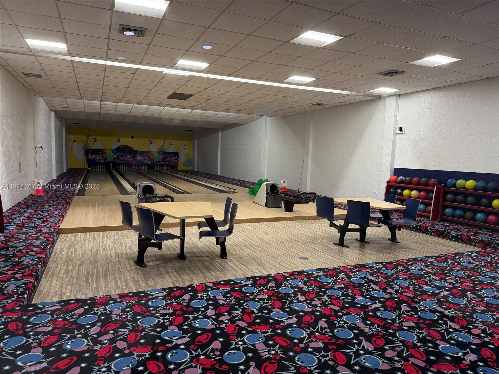 GARDENS AT BONAVENTURE 14 - Residential Lease