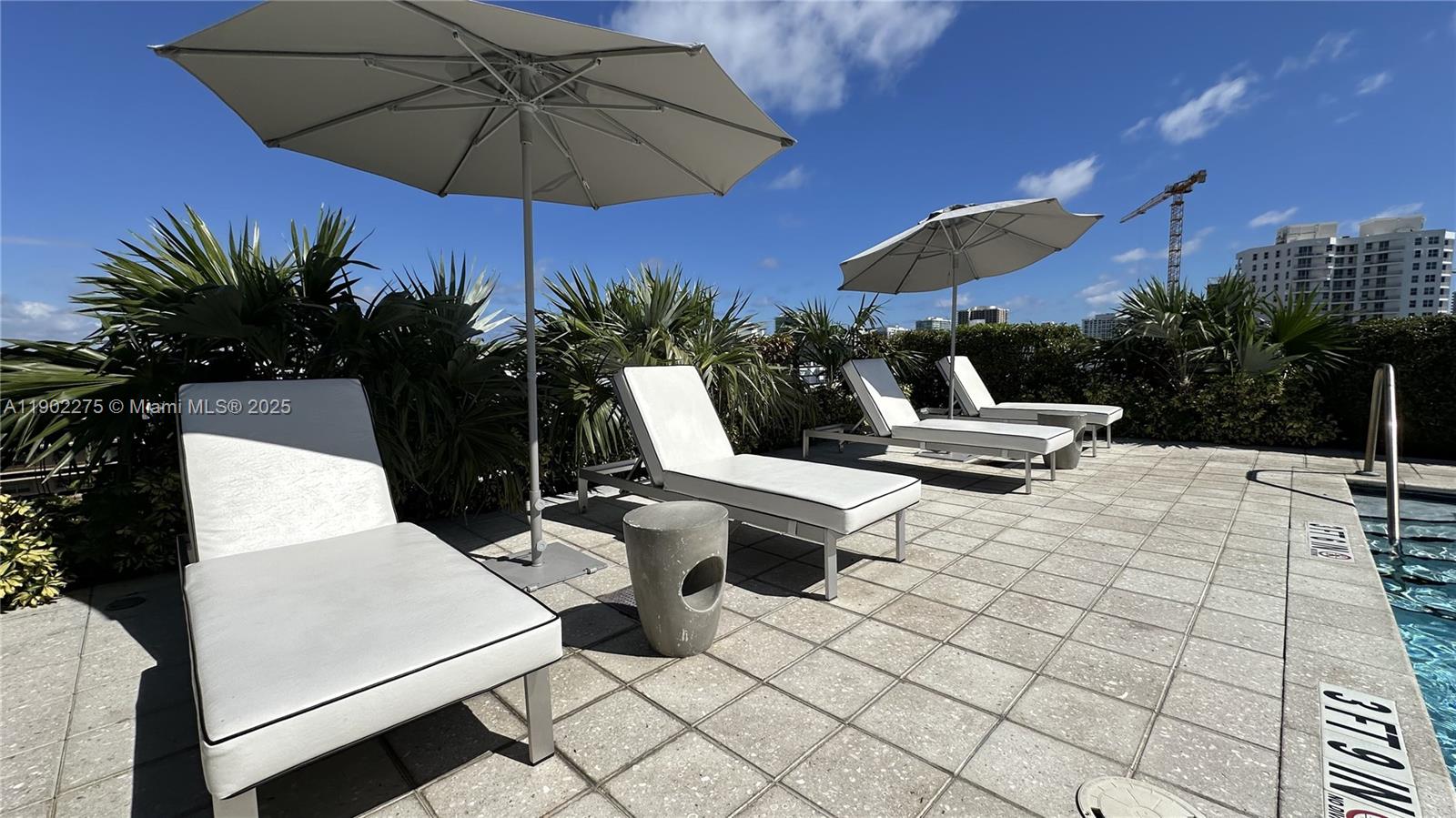 BAY BREEZE RESIDENCES CON - Residential