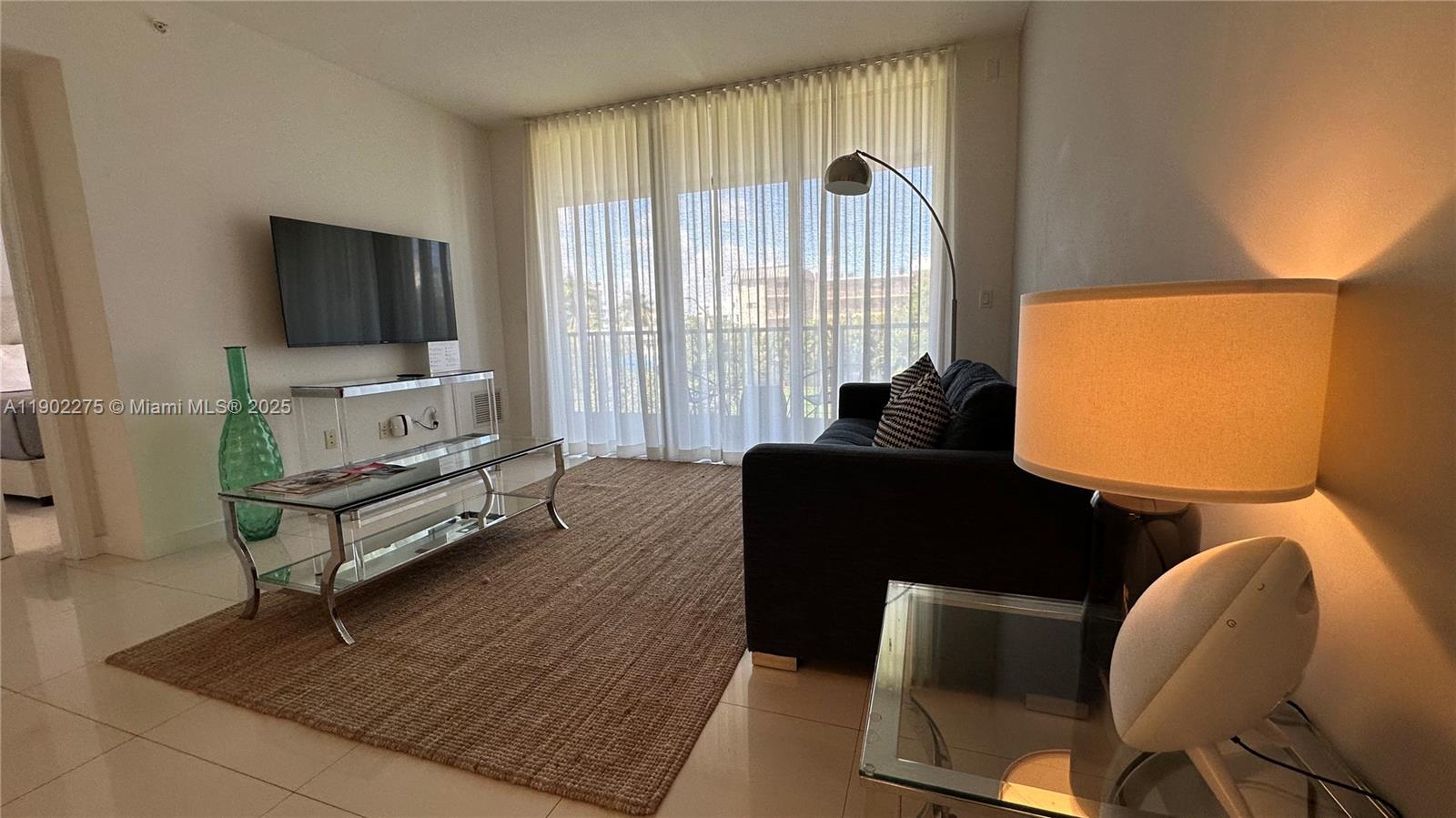 BAY BREEZE RESIDENCES CON - Residential