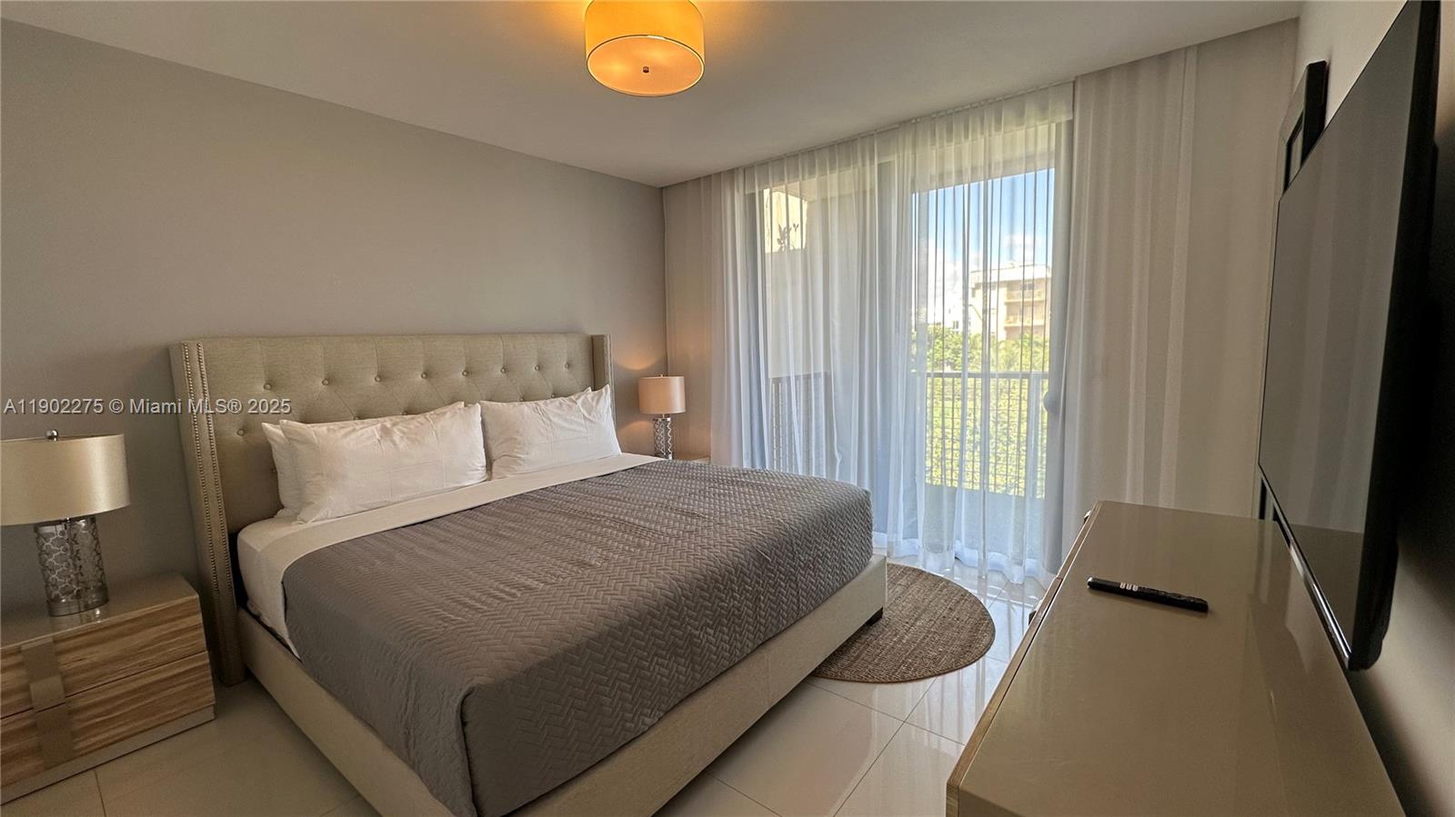 BAY BREEZE RESIDENCES CON - Residential
