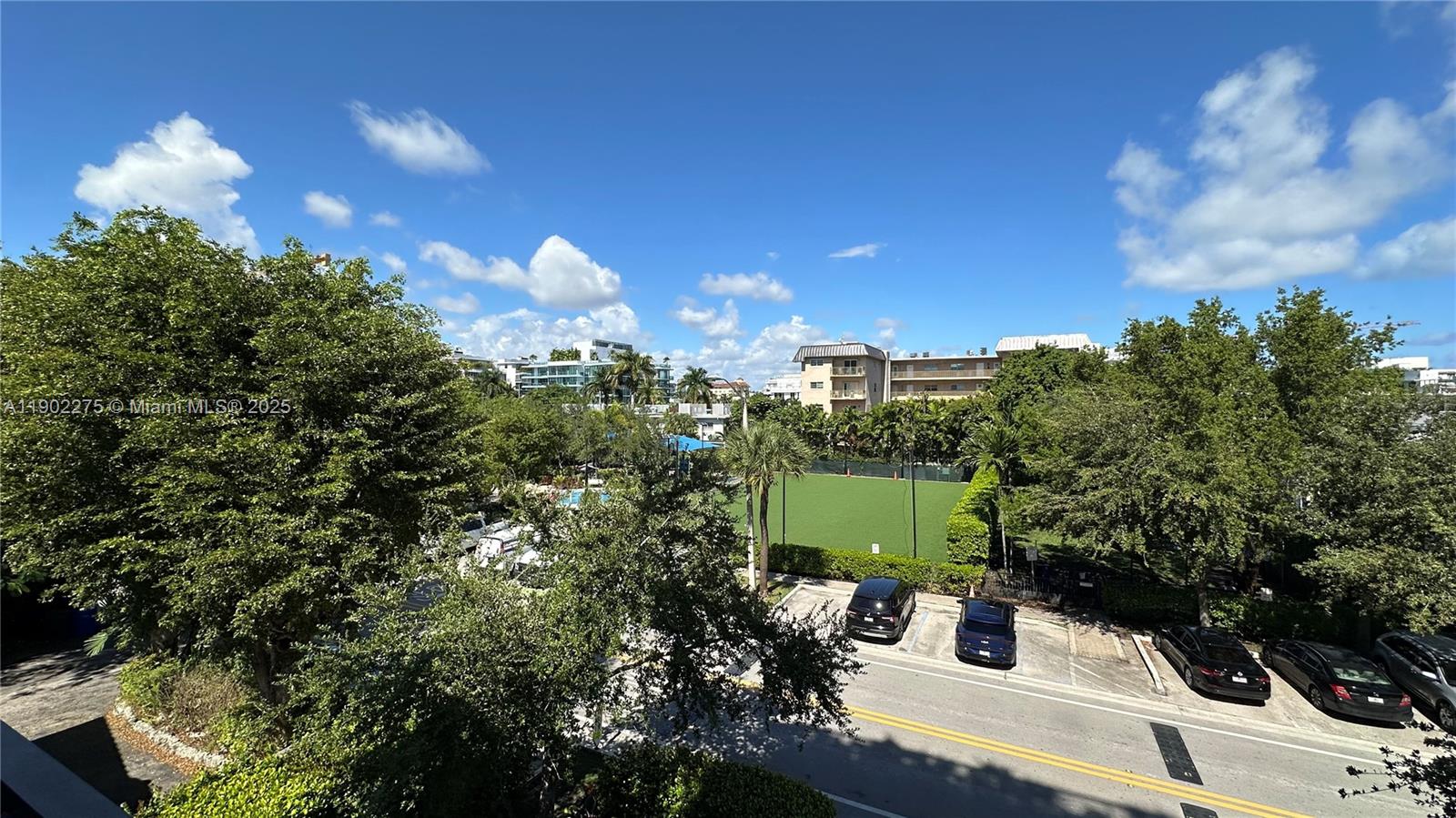 BAY BREEZE RESIDENCES CON - Residential