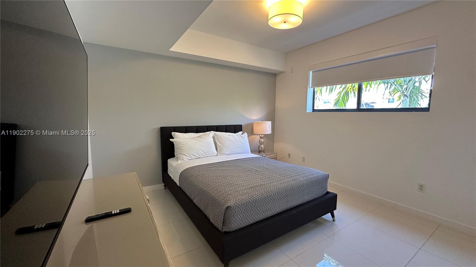 BAY BREEZE RESIDENCES CON - Residential