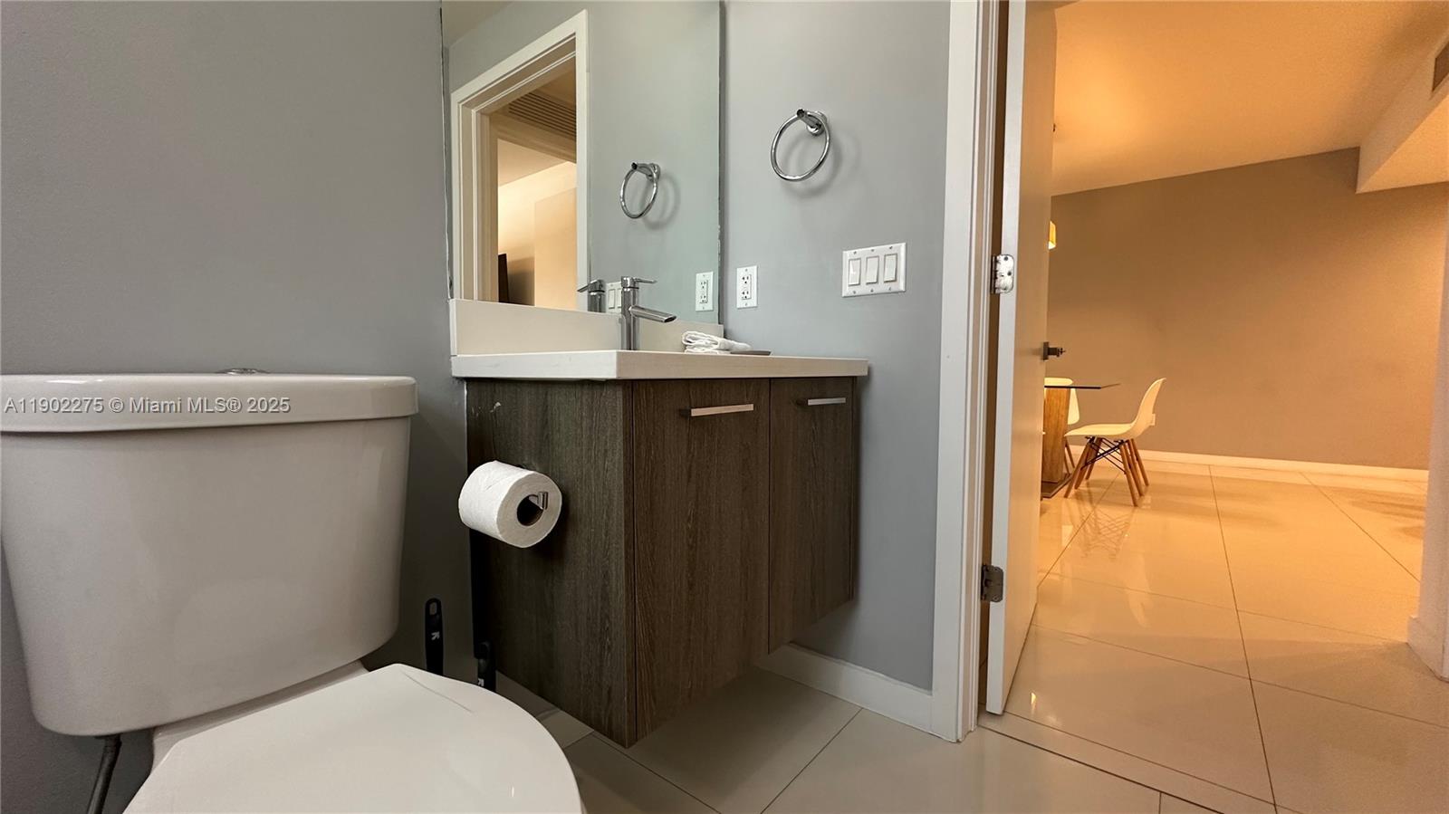 BAY BREEZE RESIDENCES CON - Residential