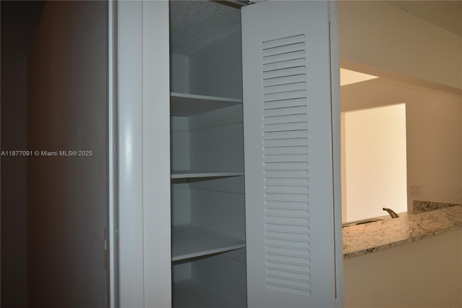 PEMBROKE LAKES SECTION SE - Residential Lease