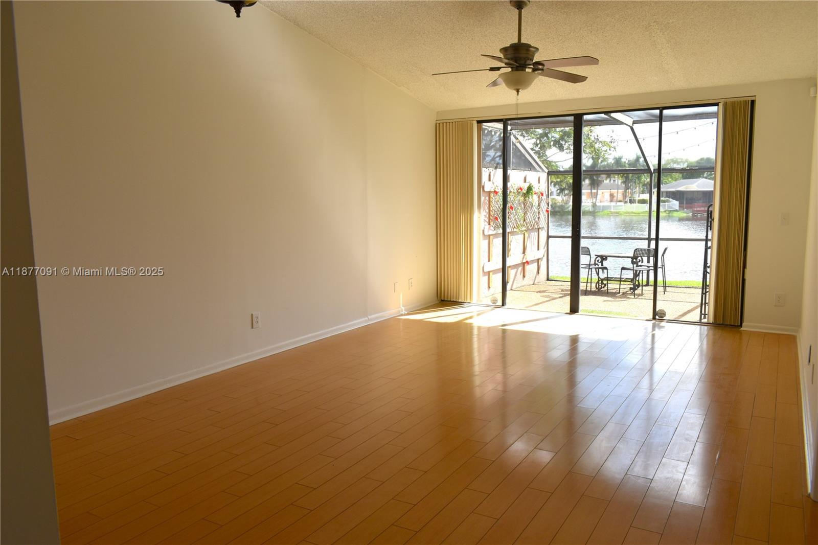 PEMBROKE LAKES SECTION SE - Residential Lease
