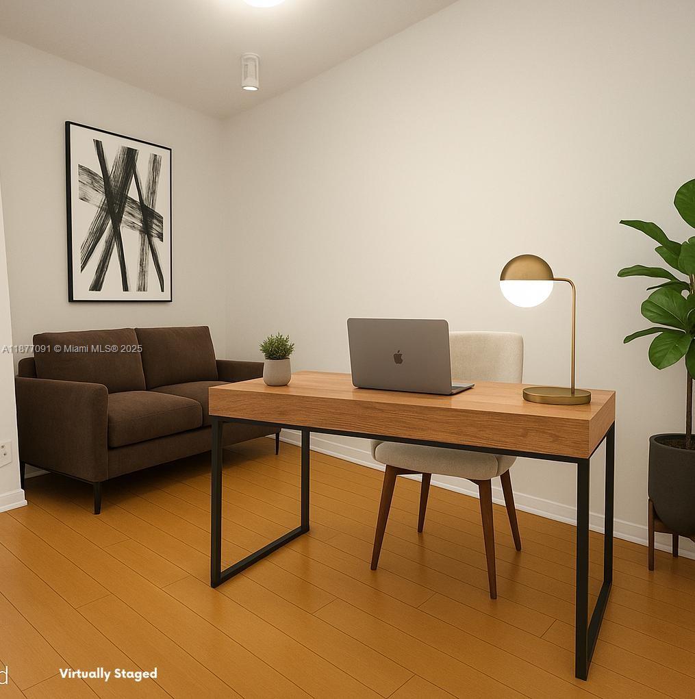 PEMBROKE LAKES SECTION SE - Residential Lease