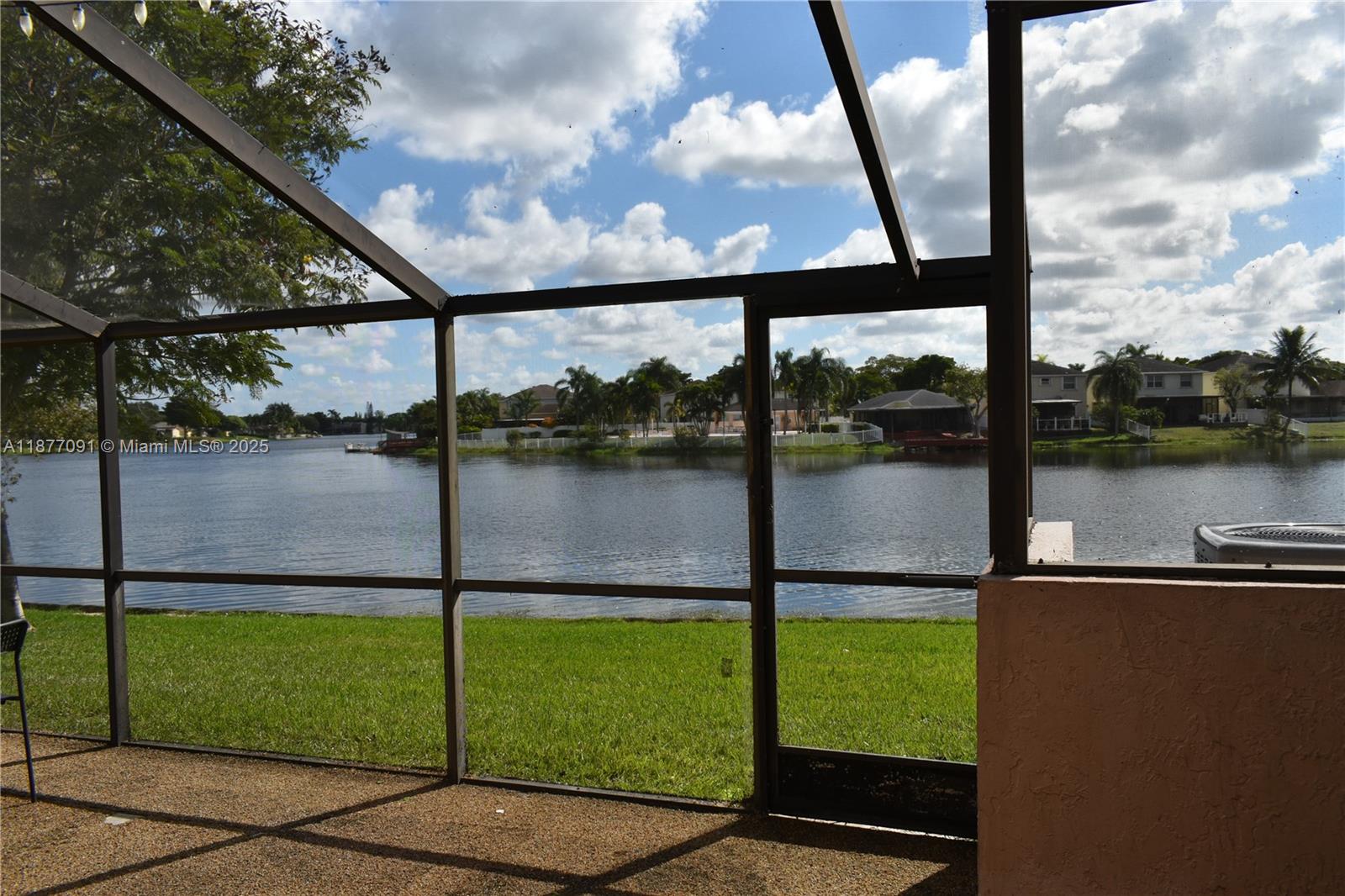 PEMBROKE LAKES SECTION SE - Residential Lease
