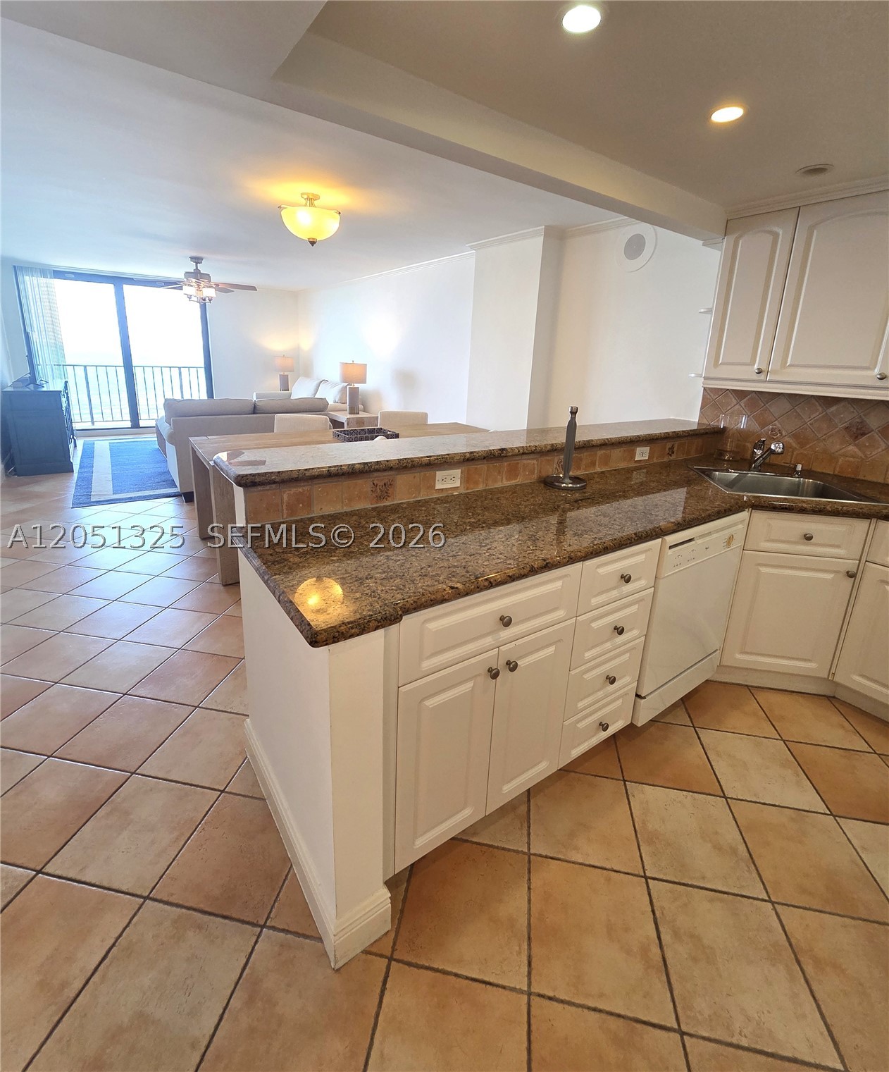 2625 Collins Ave 1506