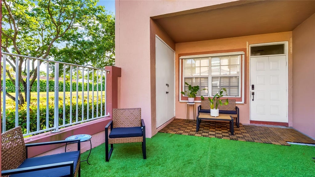 Photo of 11808 Royal Palm Blvd, Coral Springs, FL 33065 (MLS # A12007029)