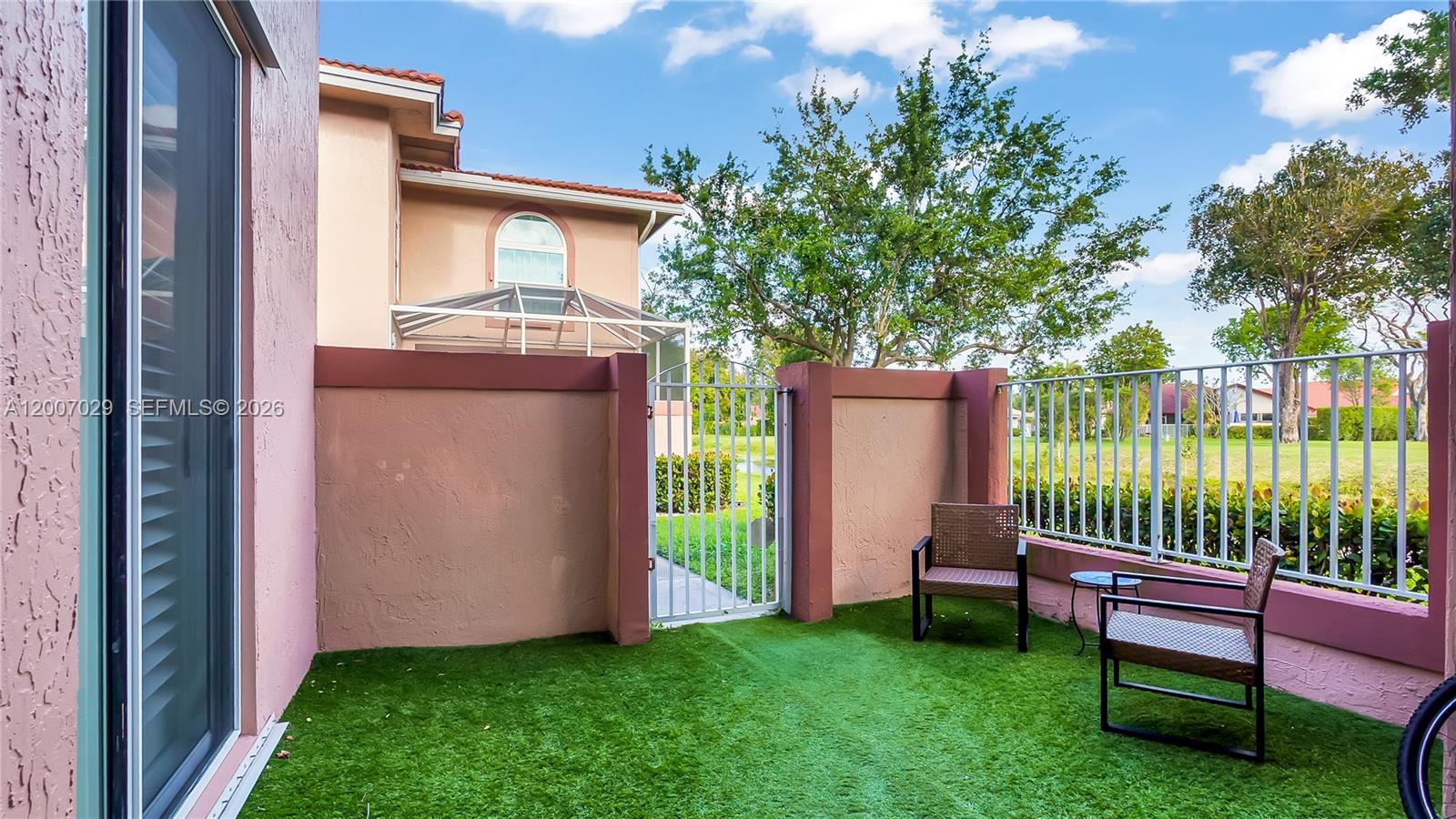 11808 Royal Palm Blvd