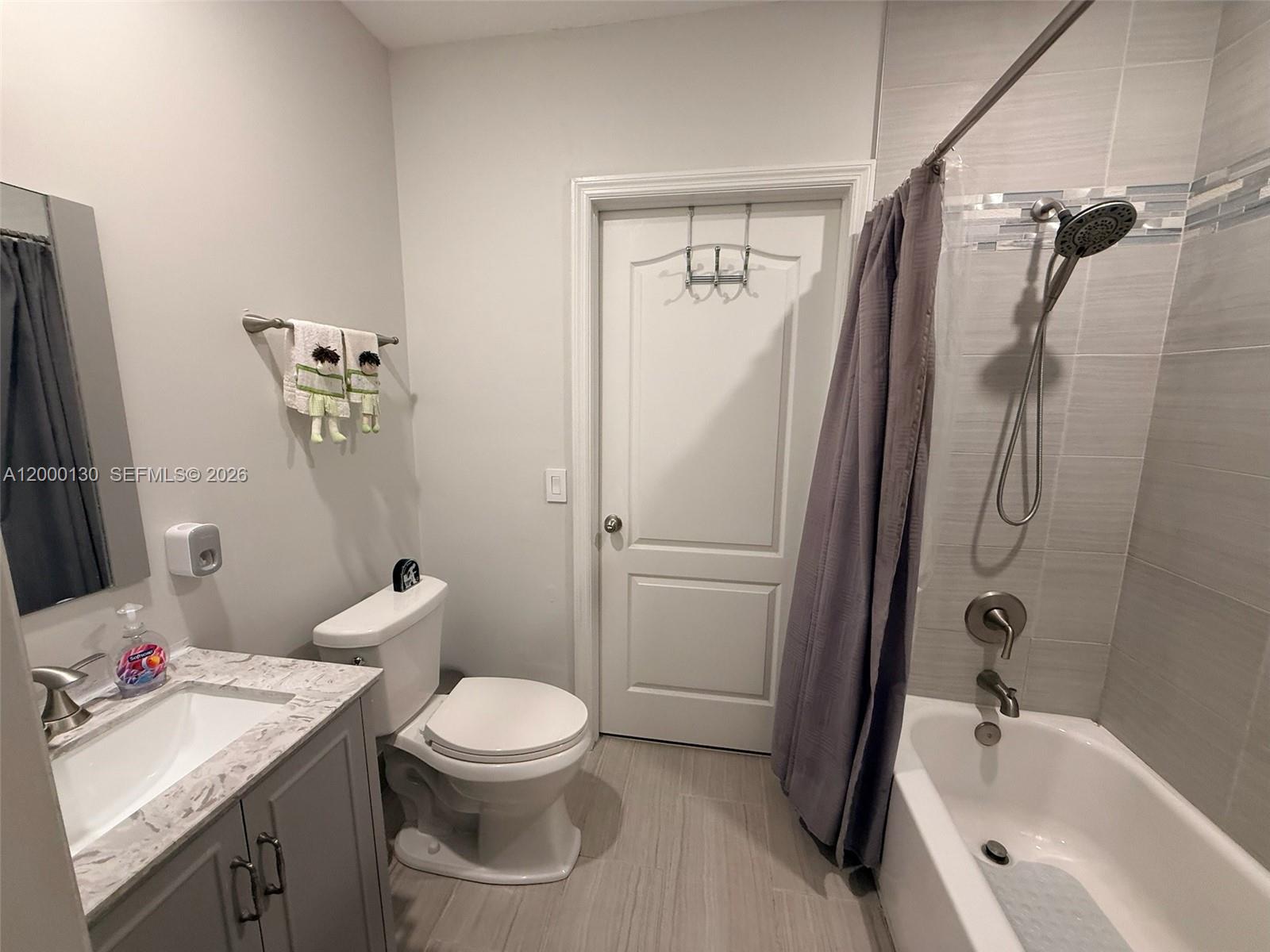 POINCIANA LAKES VILLAS CO - Residential