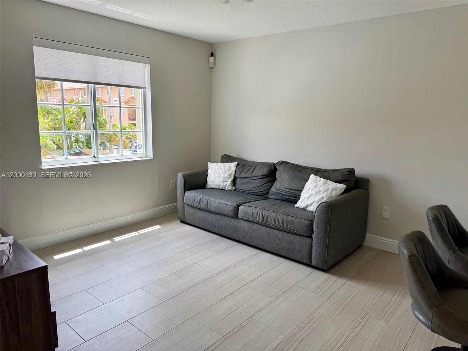 POINCIANA LAKES VILLAS CO - Residential