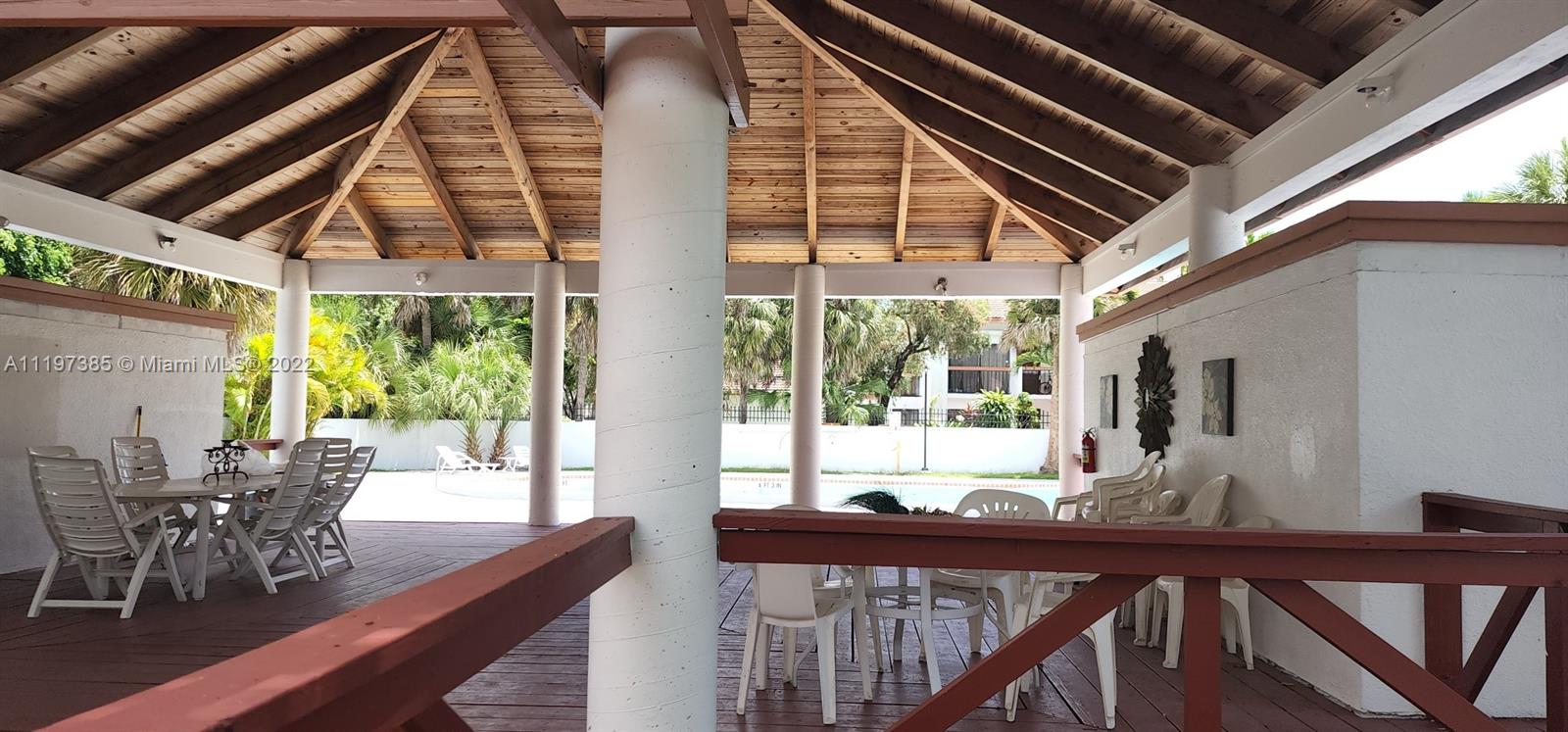 HIGHLANDS AT KENDALL LKS - Residential