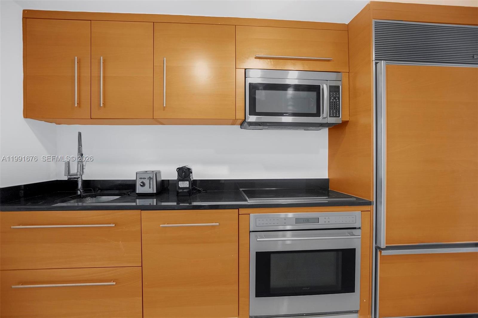 ICONBRICKELL CONDO NO 1 - Residential