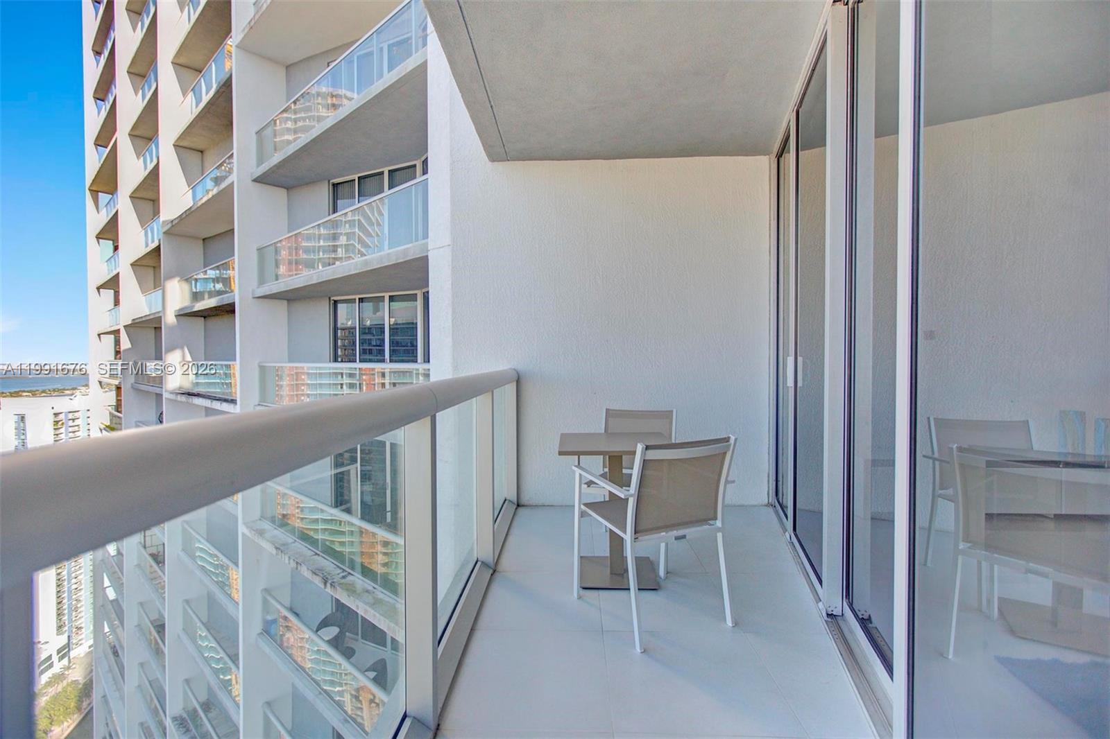 ICONBRICKELL CONDO NO 1 - Residential