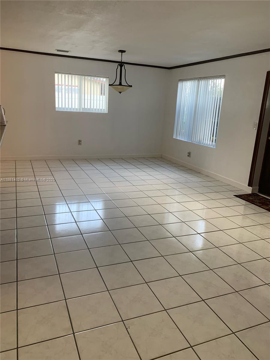 DAVIE HEIGHTS - Residential Lease