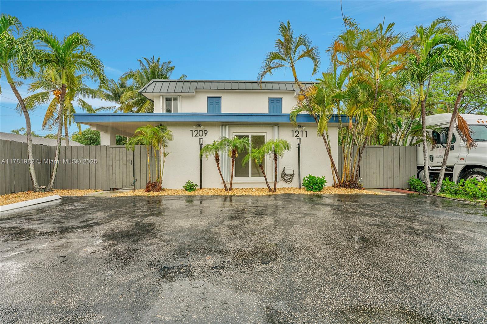 Rental Property at 1209 N Andrews Ave 1209, Fort Lauderdale, Broward County, Florida - Bedrooms: 3 
Bathrooms: 2  - $2,900 MO.