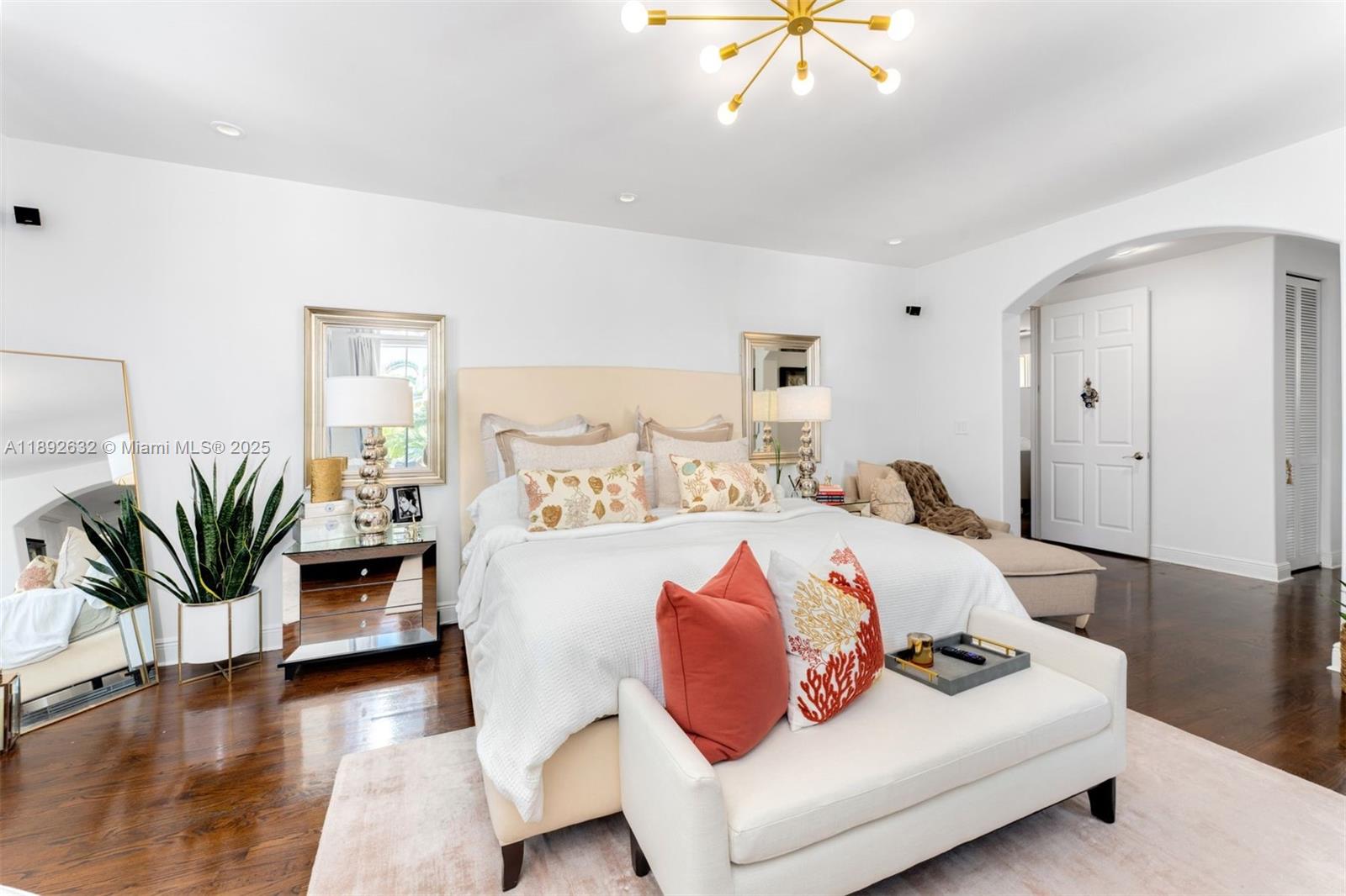 SUNSET LAKE - Residential Lease