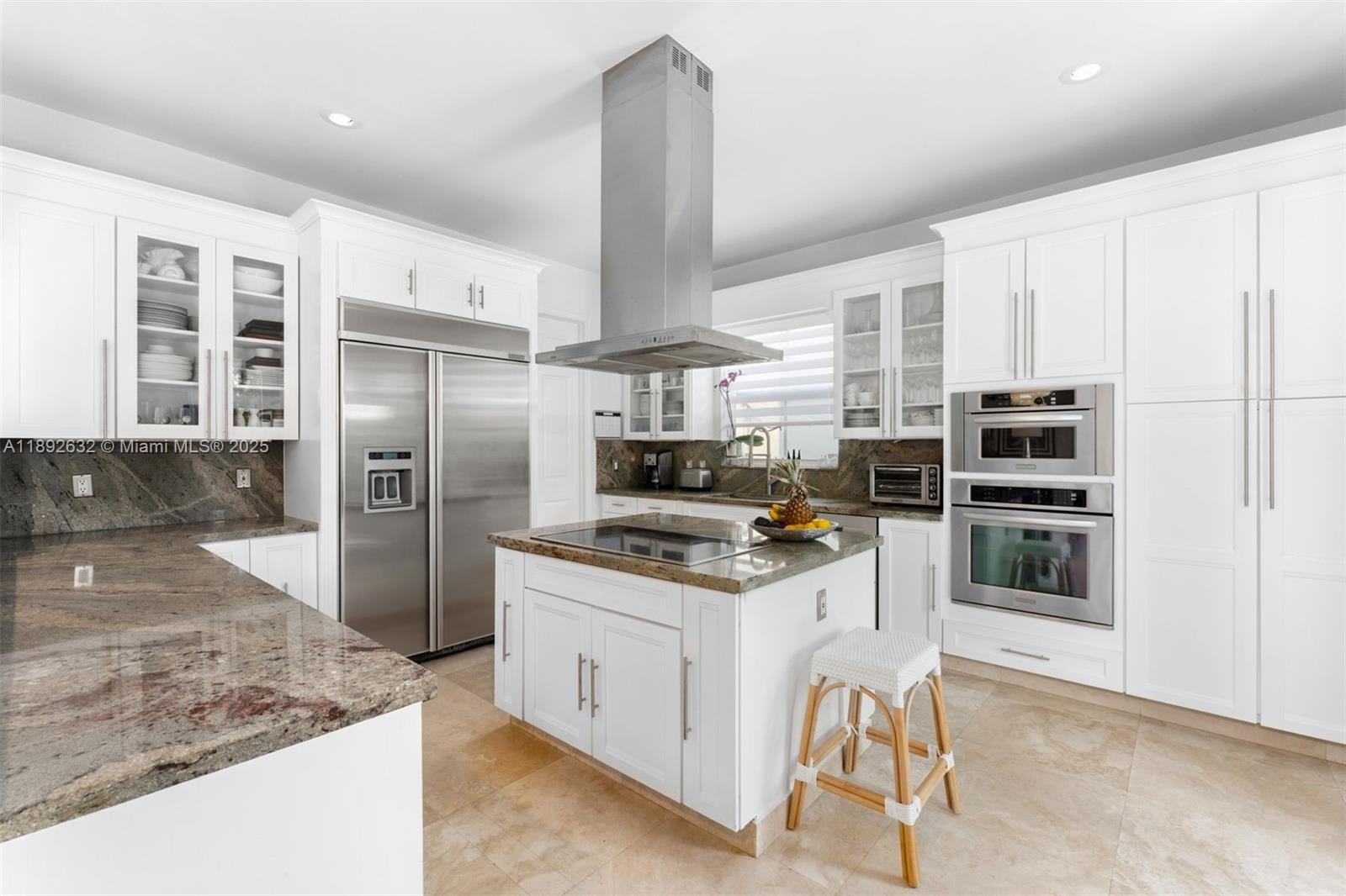 SUNSET LAKE - Residential Lease