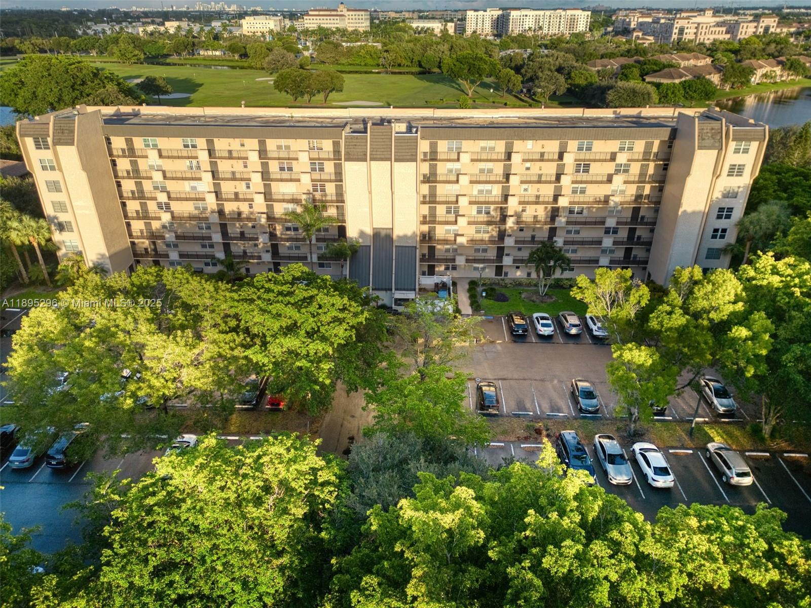 ROLLING HILLS GOLF AND - Residential