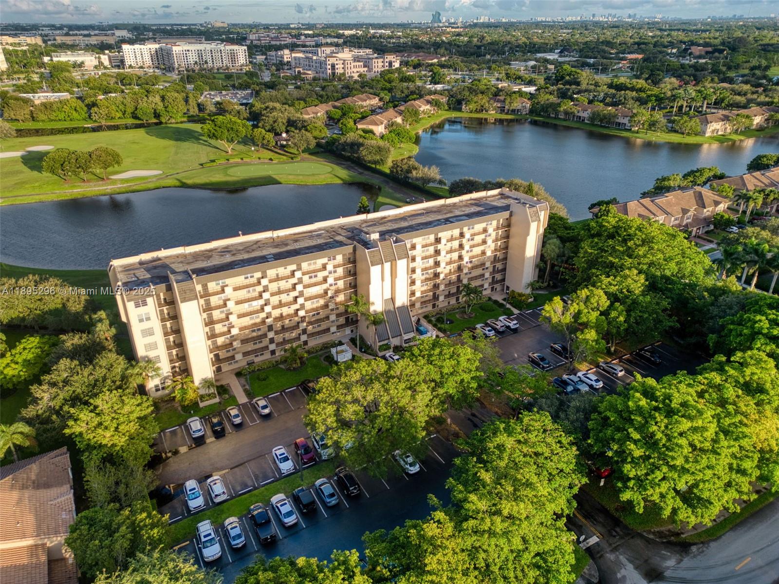 ROLLING HILLS GOLF AND - Residential