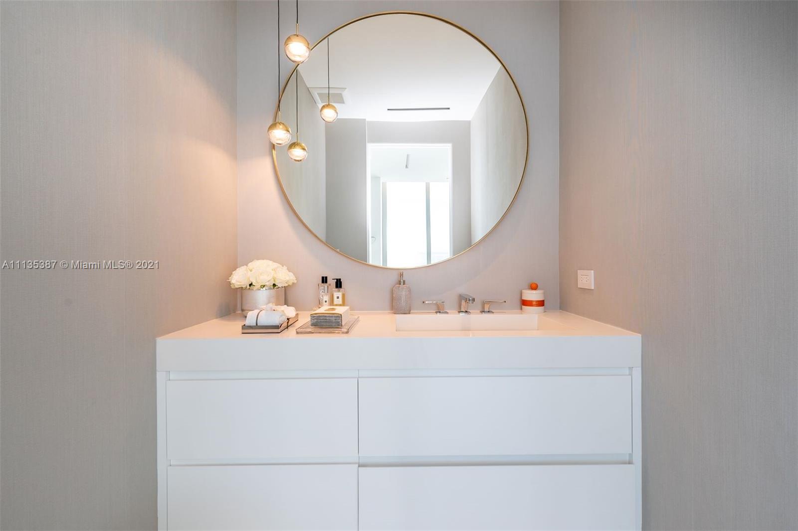 JADE SIGNATURE CONDO - Residential