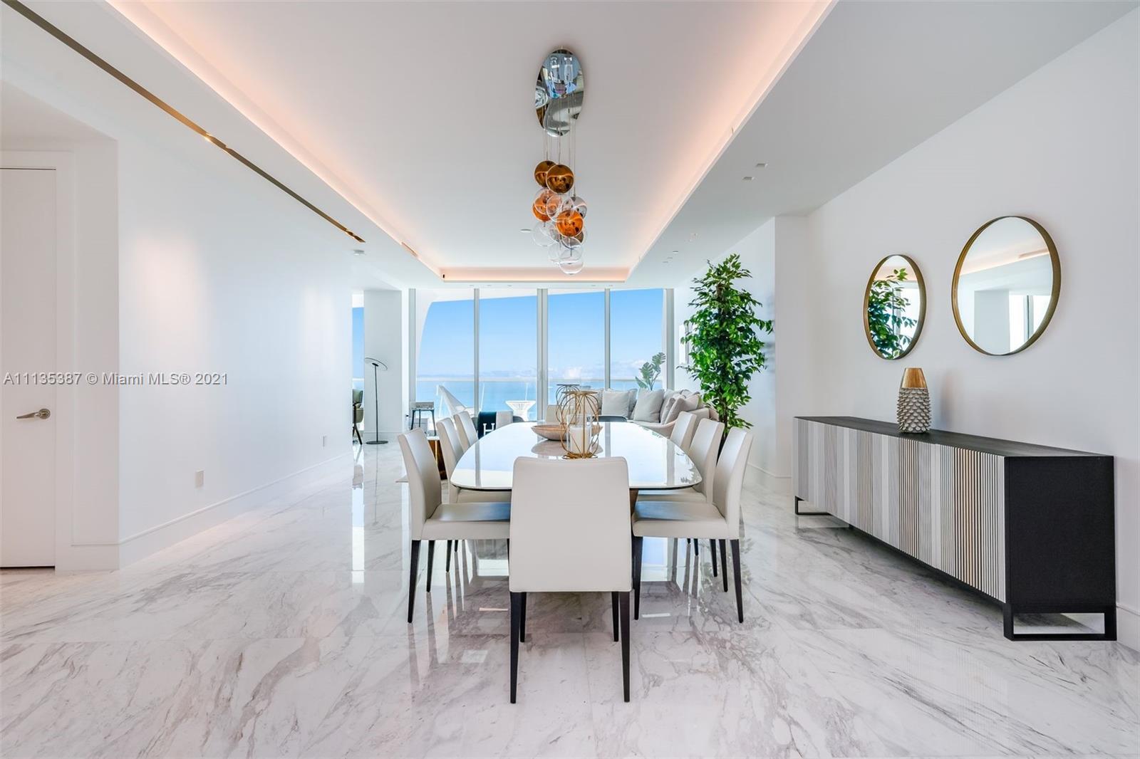 JADE SIGNATURE CONDO - Residential