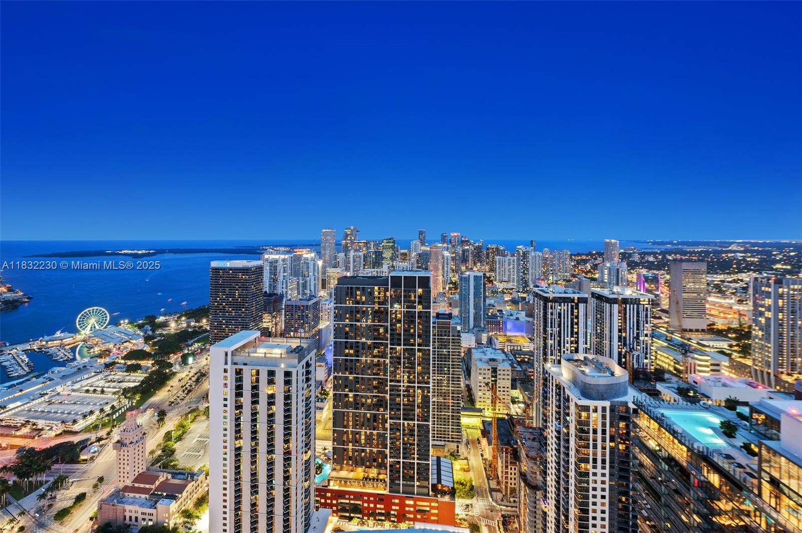 PARAMOUNT MIAMI WORLDCENT - Residential