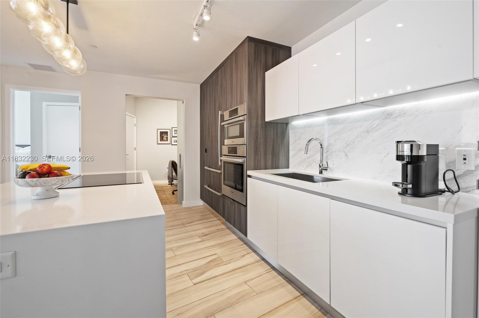 PARAMOUNT MIAMI WORLDCENT - Residential