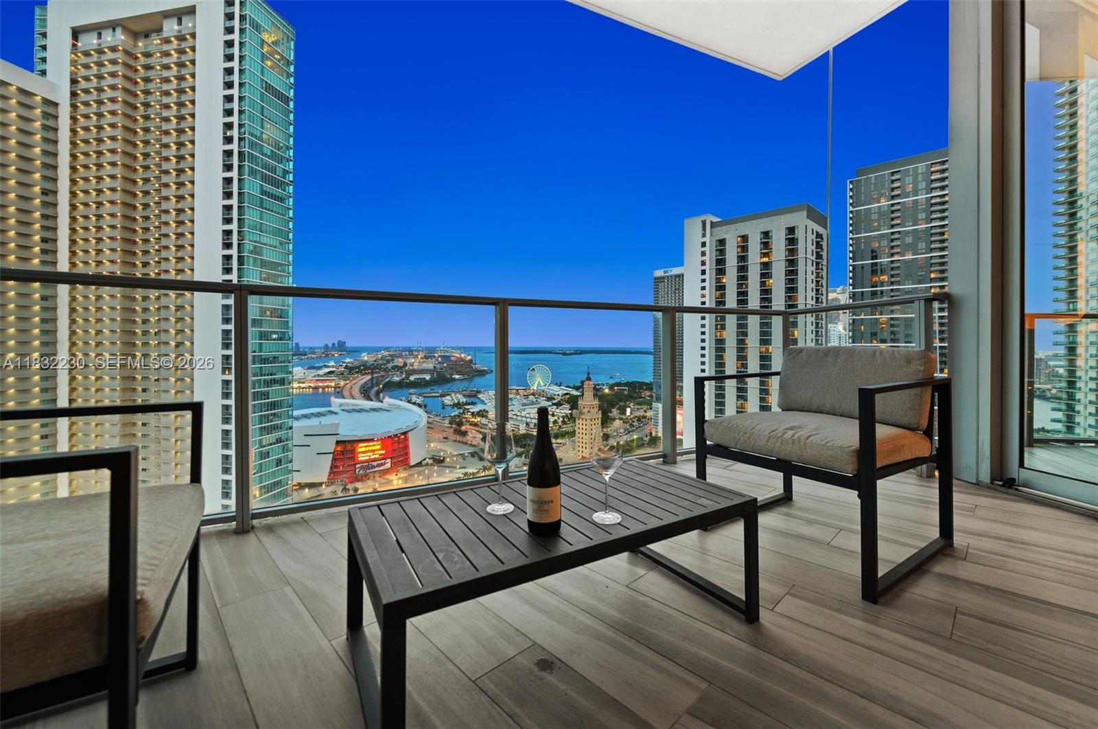 PARAMOUNT MIAMI WORLDCENT - Residential