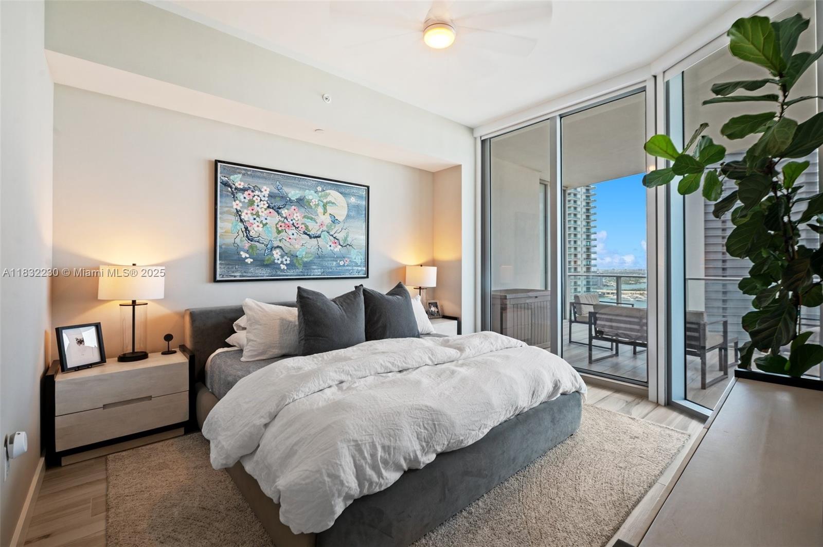 PARAMOUNT MIAMI WORLDCENT - Residential