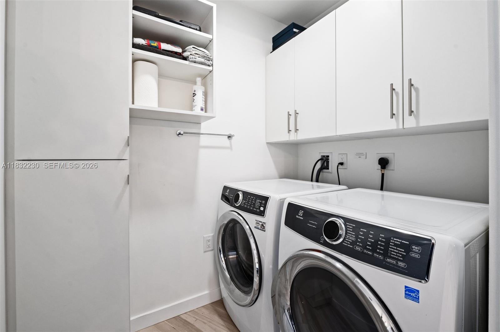 PARAMOUNT MIAMI WORLDCENT - Residential